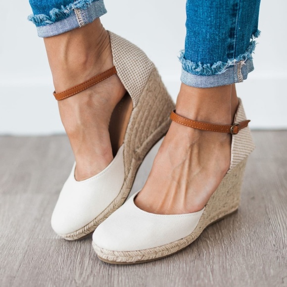 BAMBOO Shoes - HOT SZ 10 Ankle Strap Espadrille Wedge Sandals